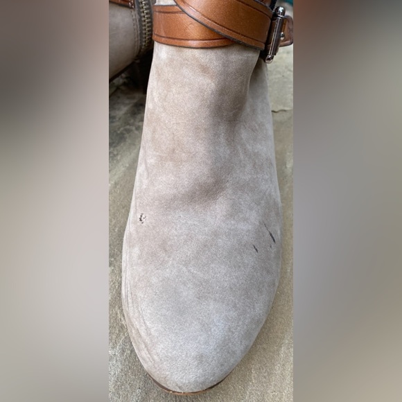 Coach Women’s Booties Block Heel Strap Ankle Boots Sz 6.5 B - Picture 15 of 16